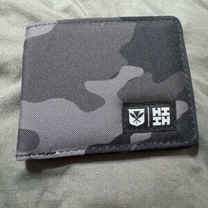 Hawaii’s Finest Black and Gray Camouflage Men’s wallet